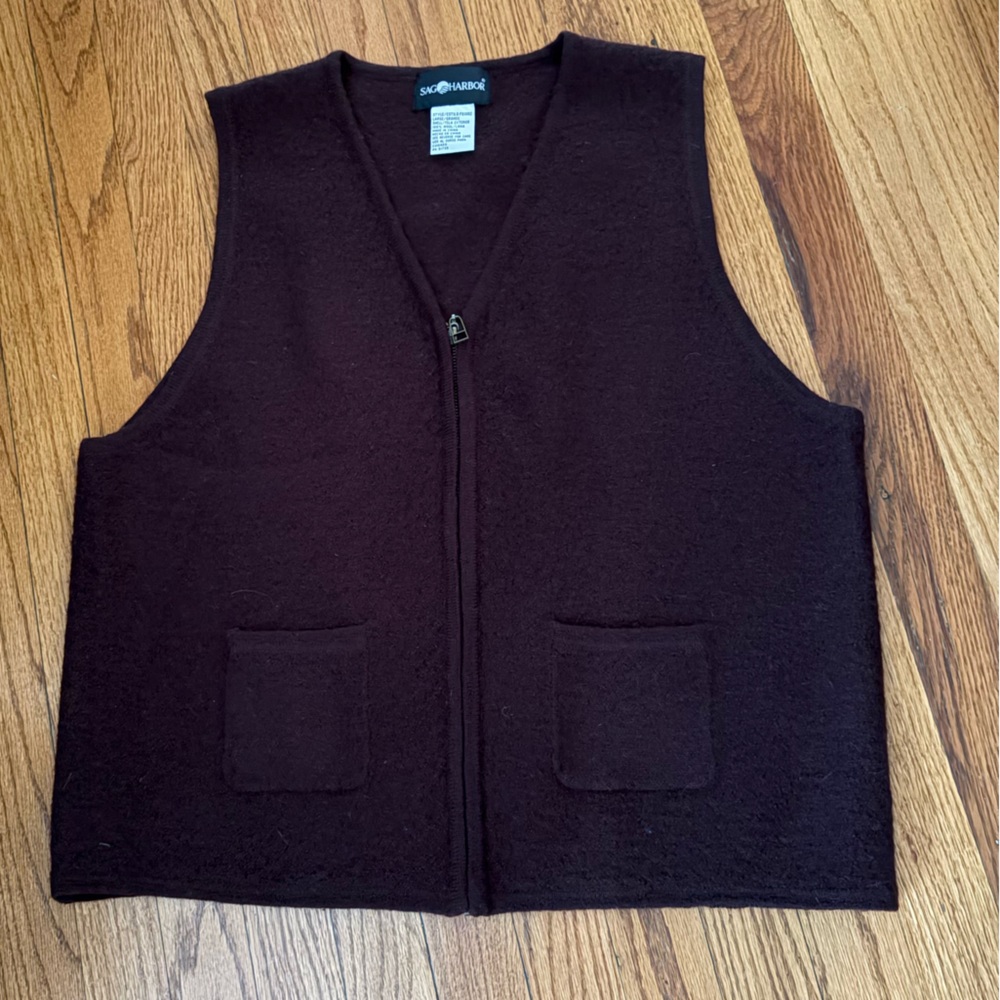 VINTAGE Sag Harbor Dark Brown Wool Sweater Vest